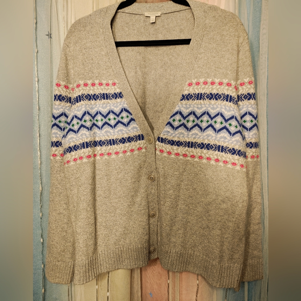 Talbots Women's Fair Isle V-neck button-front sweater in light gray Size XLP